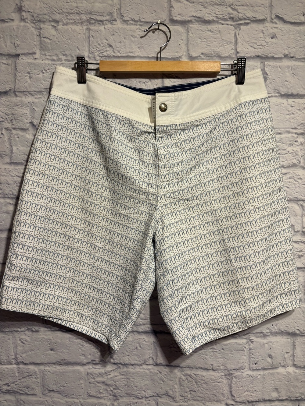 Siberian Board Short White Shorts Navy Sandal Pattern Size 42